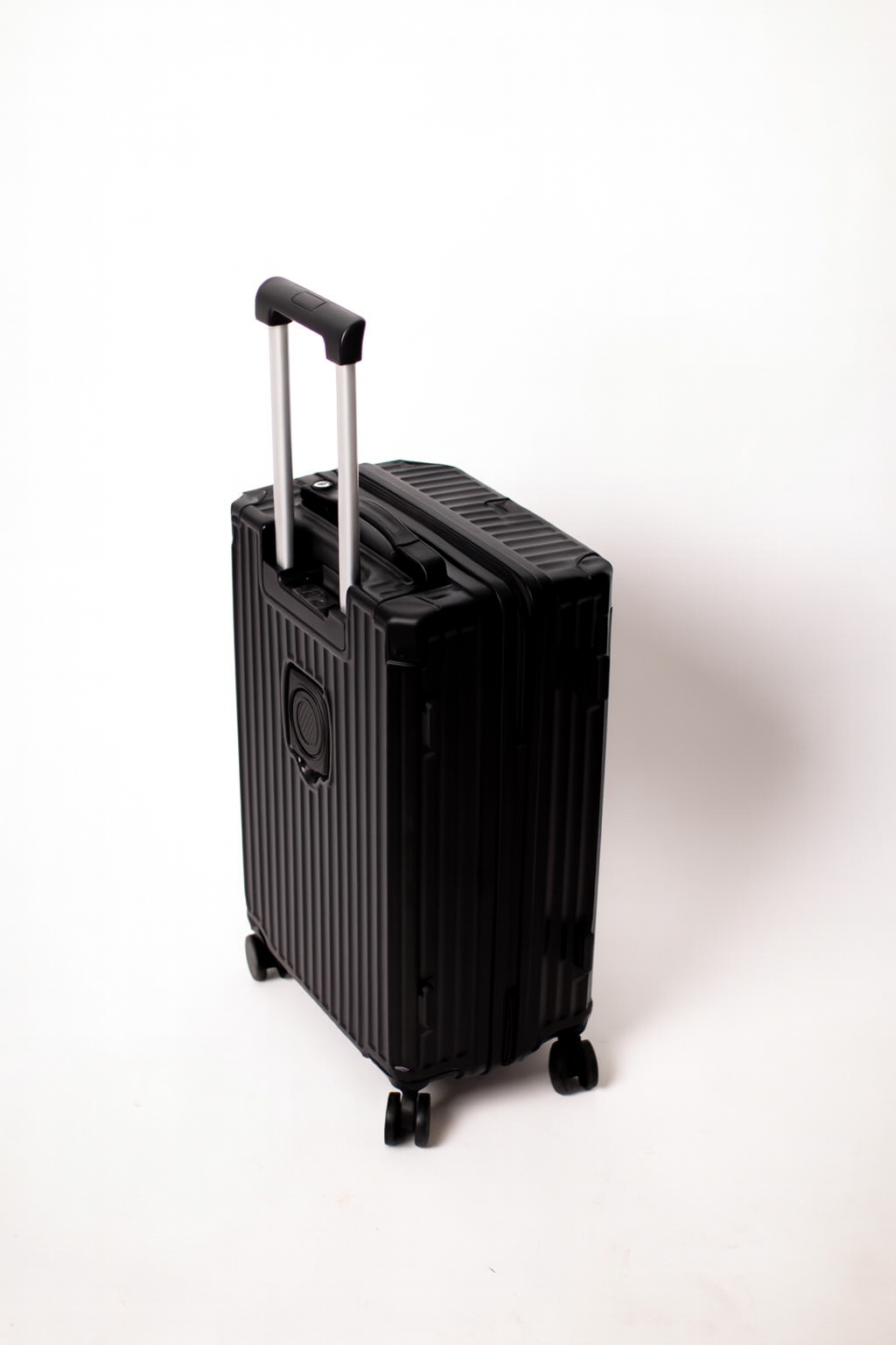 Elyôn One Black – Valise intelligente avec pesage intégré