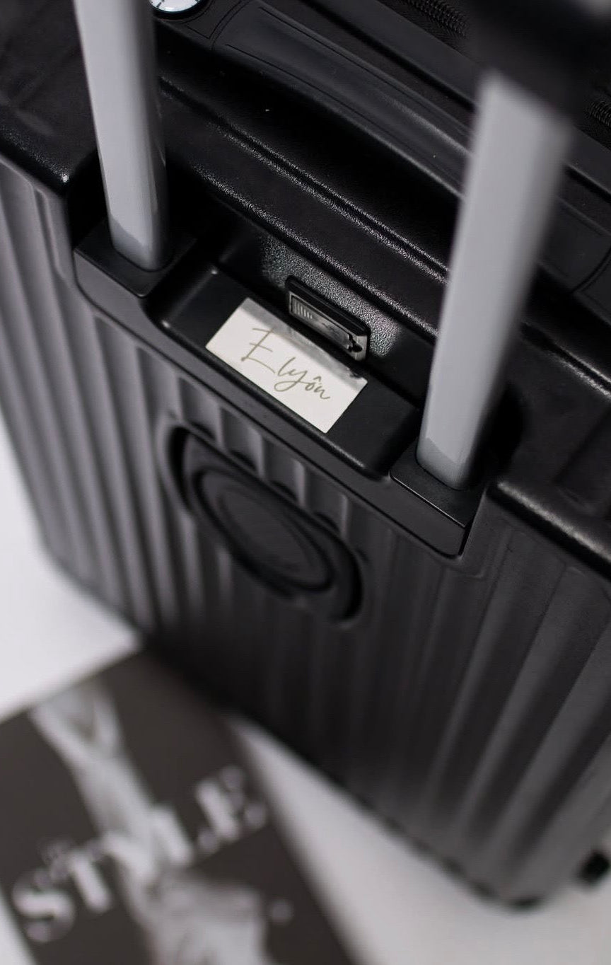 Elyôn One Black – Valise intelligente avec pesage intégré